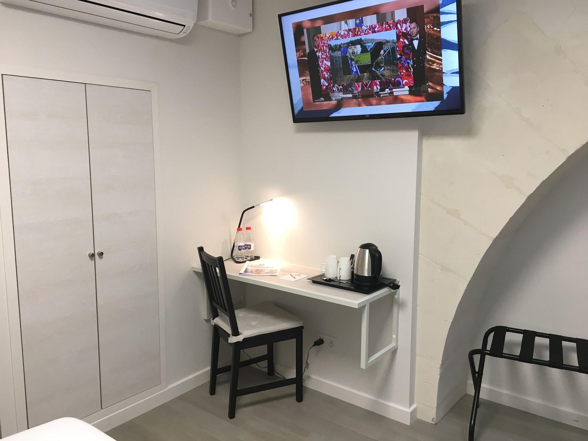לה רושל Hotel La Fabrique מראה חיצוני תמונה