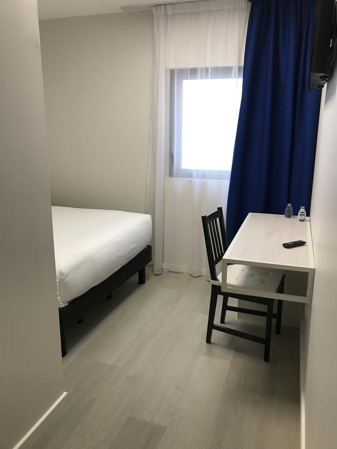 לה רושל Hotel La Fabrique מראה חיצוני תמונה